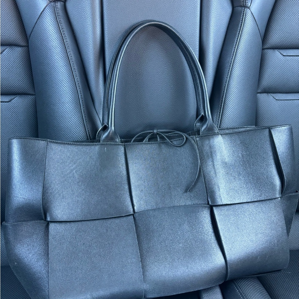 Bottega Arco Black Tote Bag
